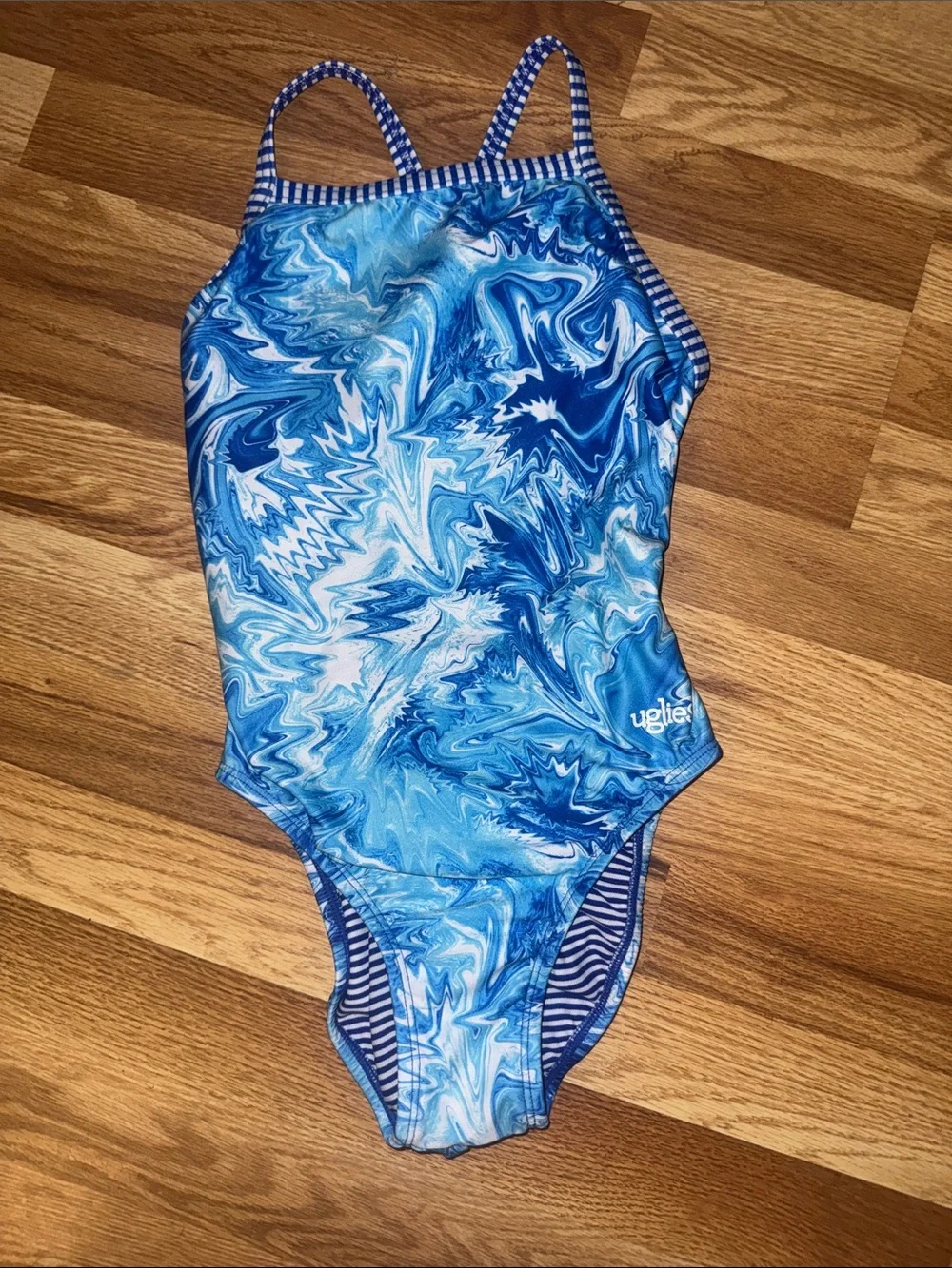 Dolfin brand uglies